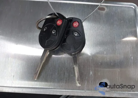 2018 Ford Escape Se из США, поврежденный, VIN 1FMCU0GD7JUD19640